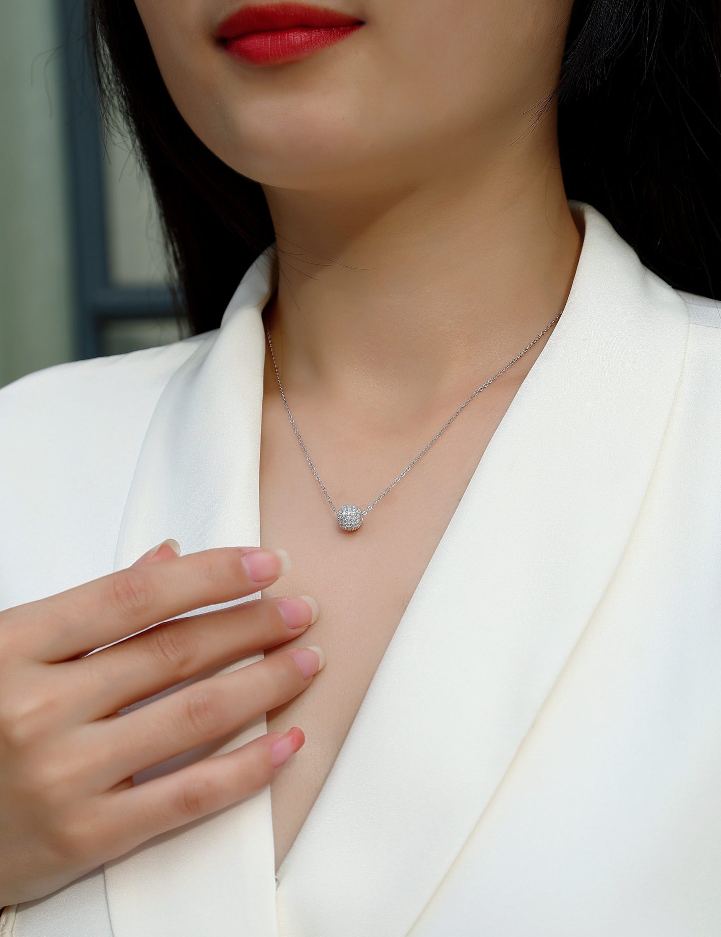 Sparkle Loop Necklace